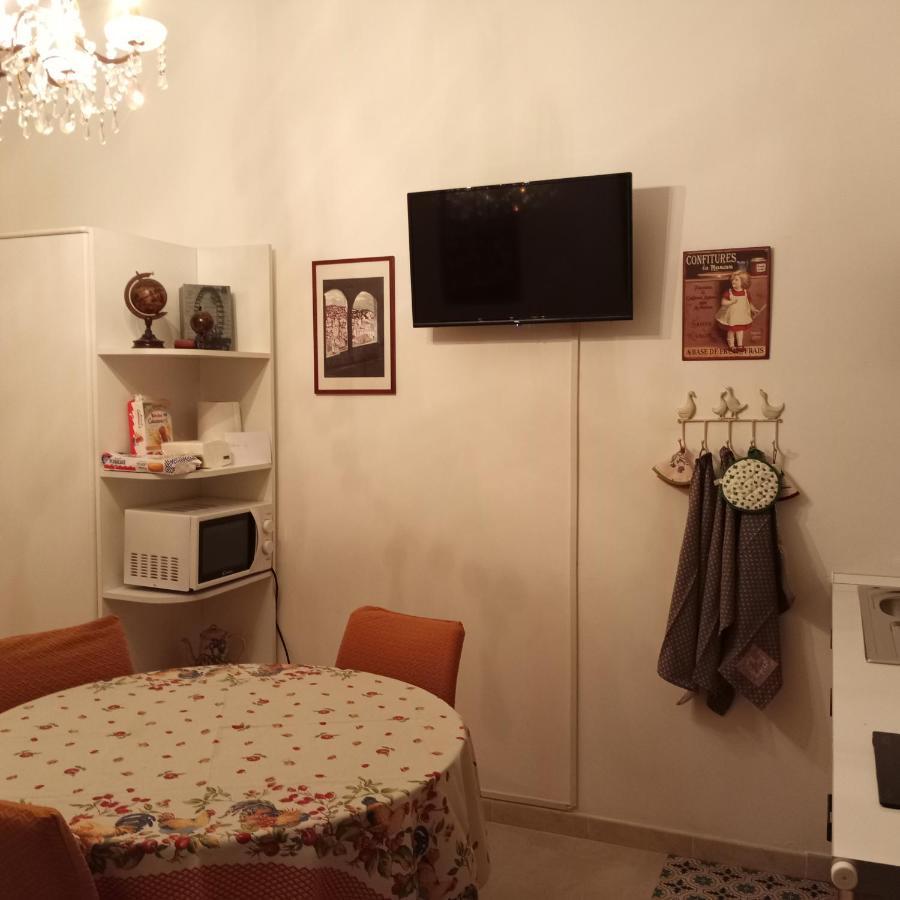 Vila La Corte Di Paola 1 E 2 Janov Exteriér fotografie