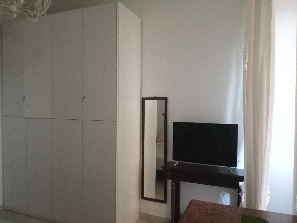 Vila La Corte Di Paola 1 E 2 Janov Exteriér fotografie