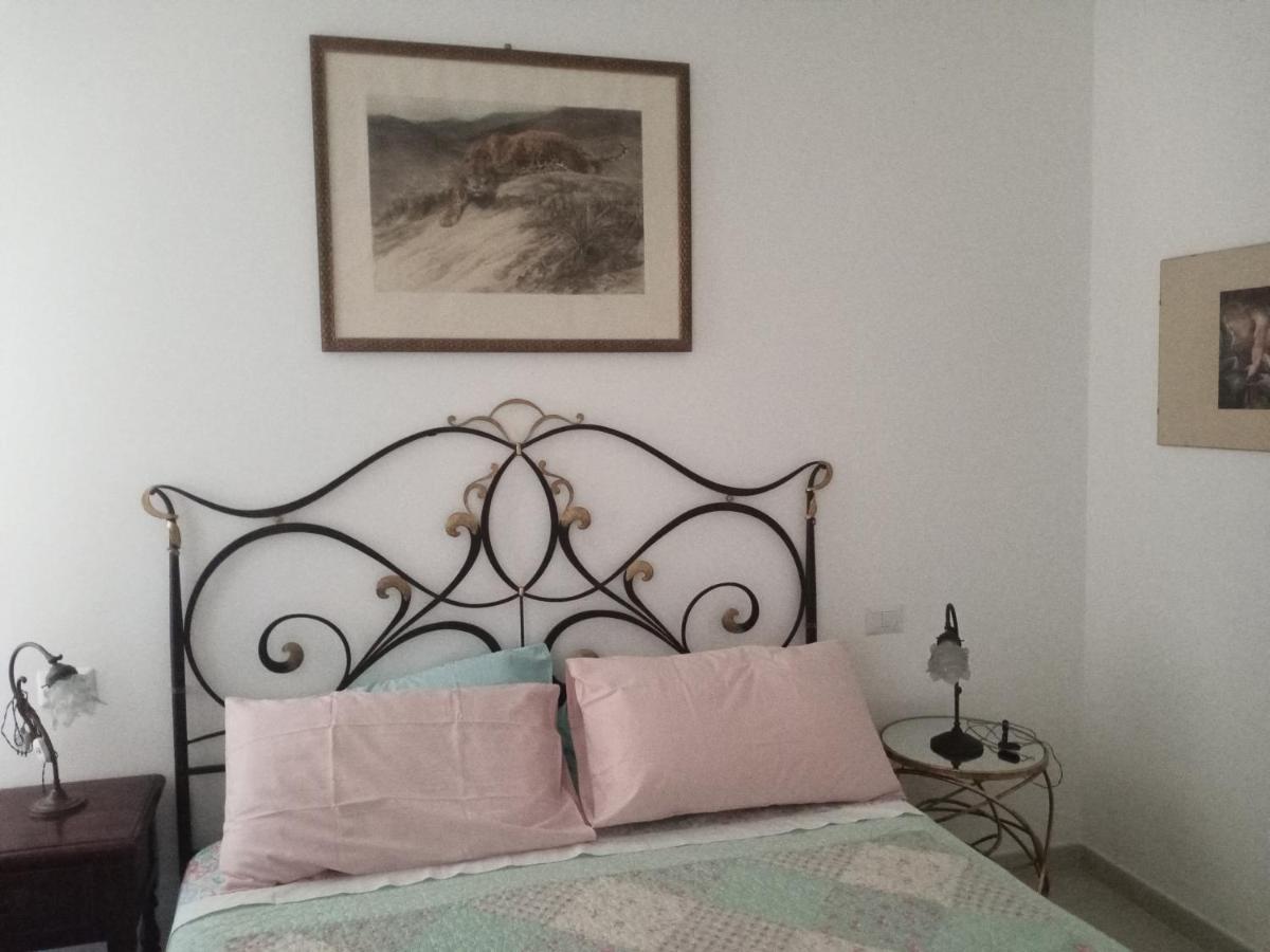 Vila La Corte Di Paola 1 E 2 Janov Exteriér fotografie